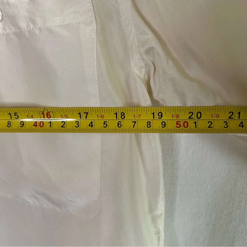 Paul Harris, Collared Women’s Beige Button up Silk Shirt, Size Small - Picture 6 of 8